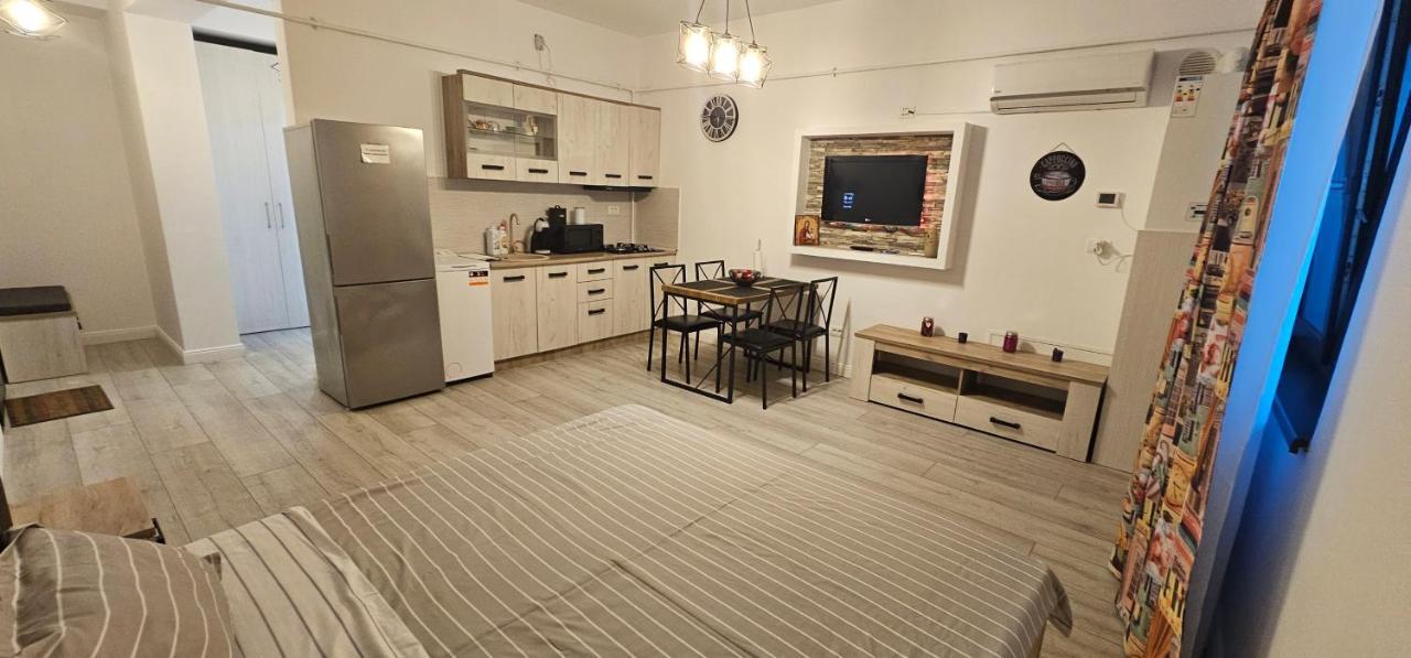 Calin Luma Studio Appartement Năvodari Buitenkant foto